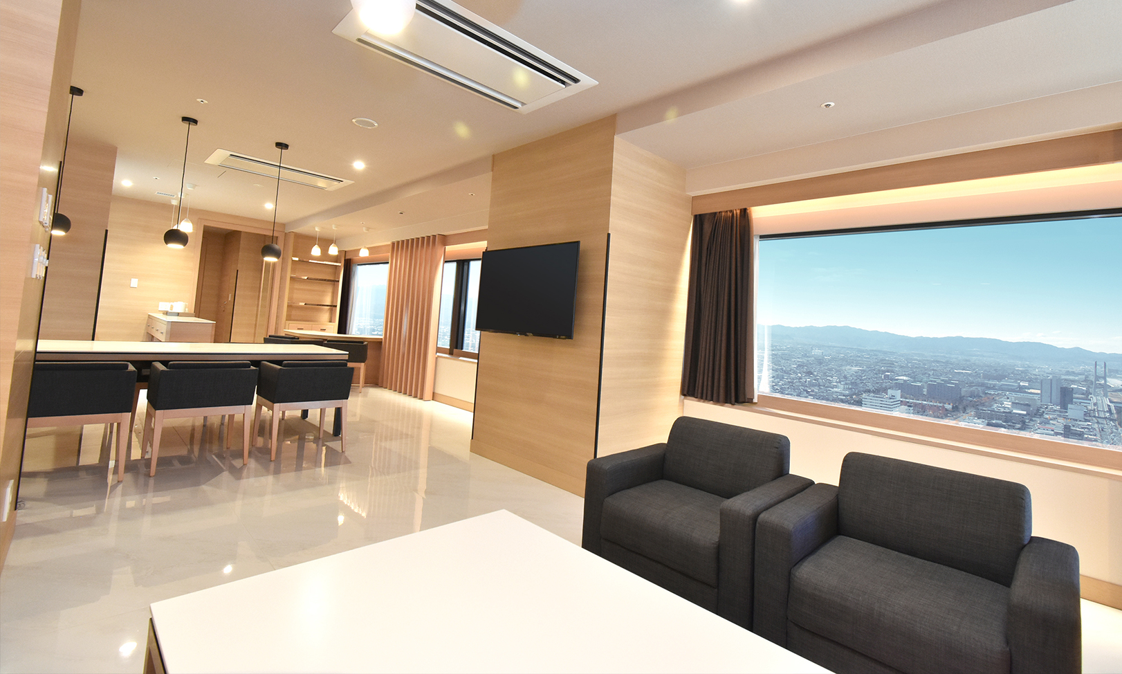 SUITE ROOM / Odysis Suite | A hotel one station away from Kansai ...
